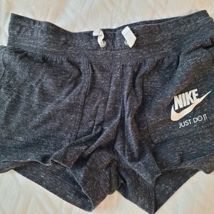Black Nike shorts
